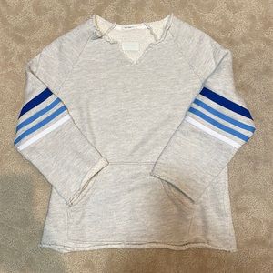 Mother grey V neck 3/4 sleeve sweatshirt top